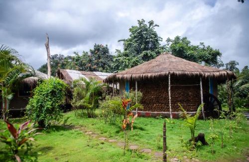 Chaudi Cabin | Whispering Mud Resort