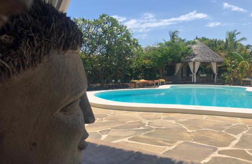 Watamu Villa | White bay pianoB