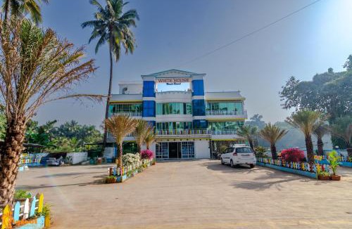 Nagaon Hotel | White House Beach Resort, Nagaon