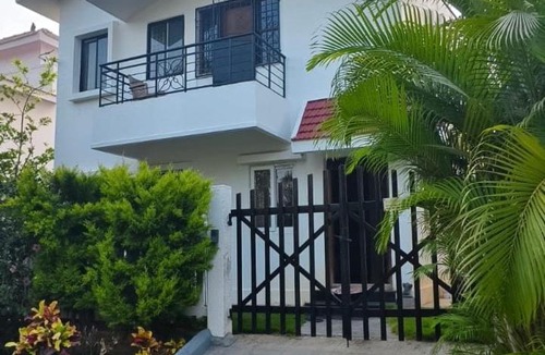 Hosur Villa | White House