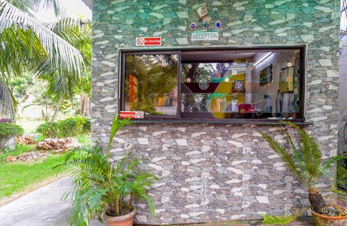 Behala House | White House