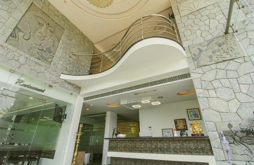 Kuilapalayam Hotel | White Pearl Residency