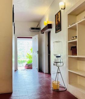 White Town Villa | White Villa Guest House Near Rock Beach And White Town
