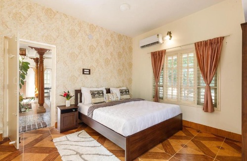 Narasapura Apartment | WhiteOrchid Villa by StayJadeJacuzzi30minAirport