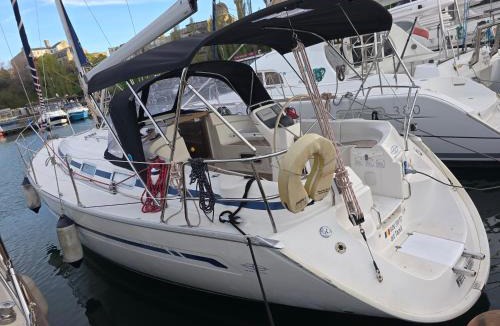 Old Town Boat Rental | WhiteRabbit