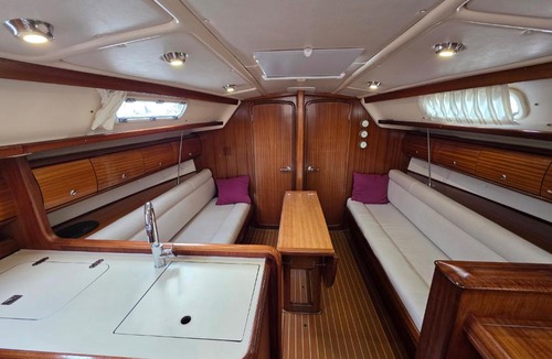 Old Town Boat Rental | WhiteRabbit
