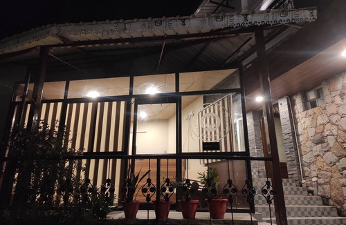 Mussoorie Cottage | Whytbank Cottage , Stylish Boutique Styled Cottage nested in hills of Mussoorie.