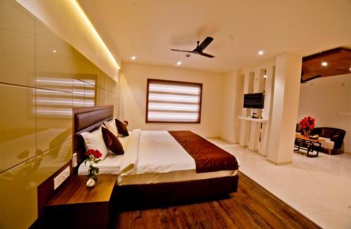 Kumily Hotel | Wild Saga