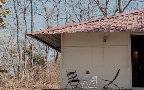 Parsivni Hotel | Wild Woods Tiger Resort