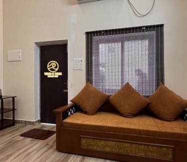 Mandavi Hotel | Wind and Wave Resorts and Luxury Rooms Near Pondy and Auroville