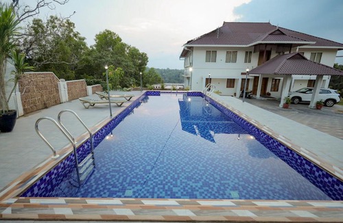 Chirayinkil Hotel | Winspark Inn Resort