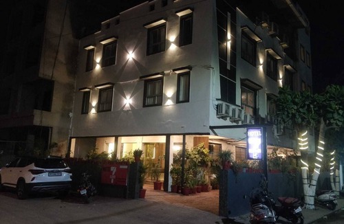Rau Hotel | Wishotel Xpress 7 Eleven