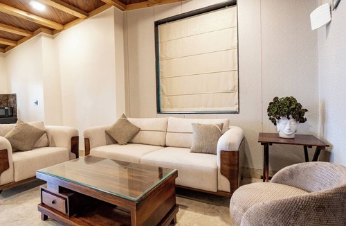 Mussoorie Villa | Wisteria Chalet