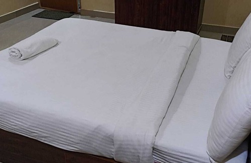 Bidadi Hotel | Wonder Inn Lodge