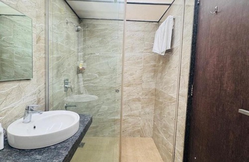 Aundh Apartment | Woods A serene urban retreat in the heart of Pune