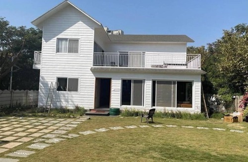 Hadapsar Villa | Woods Villa Retreat - Suite 01