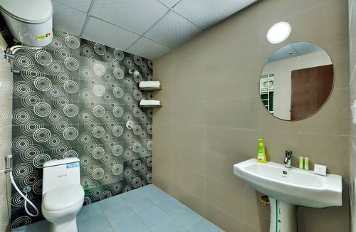 Thigalarapalya Hotel | Yahweh Suites