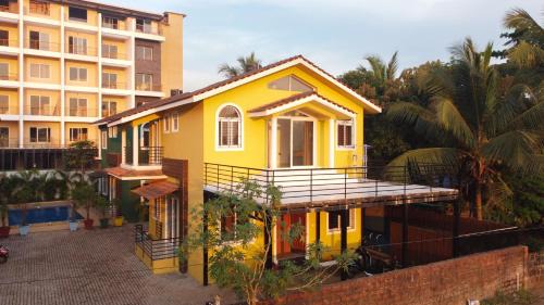 Nagoa Villa | Yellow Private Pool Villa l 3BHK l Caretaker, Parking & WiFi