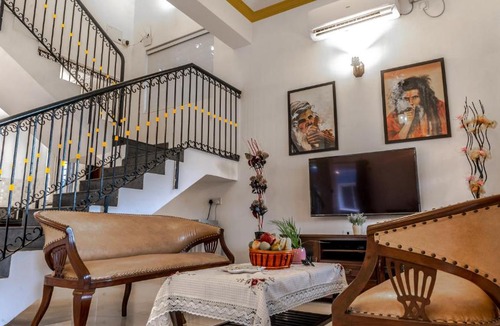 Nagoa Villa | Yellow Private Pool Villa l 3BHK l Caretaker, Parking & WiFi