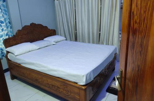Bhimavaram Apartment | Yerramsetti Vaari Homestay, Full 3BHK, AC Rooms , Kitchen Access Self Cooking