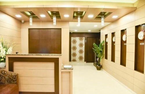 Thousand Lights Hotel | Zaith Residency Near US Consulate and Apollo Hospitals