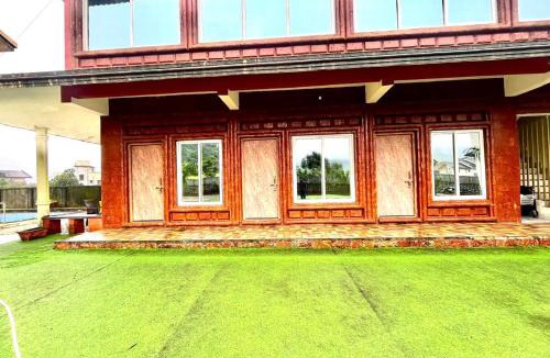 Kune N.m. Villa | Zenzi Stays 11 BHK With 2 Pools