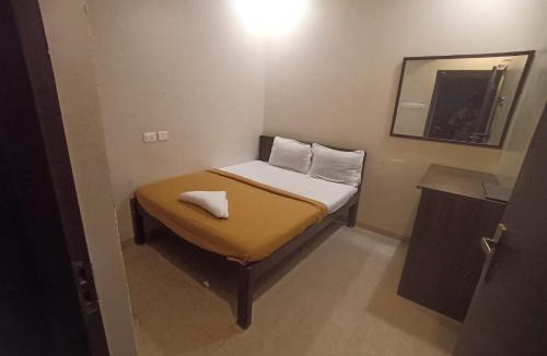 Triplicane Hotel | ZOLO Stays