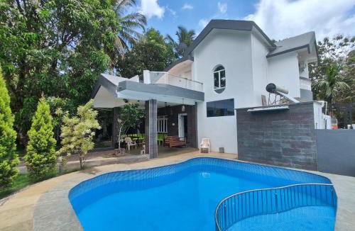 Redi Villa | Zoya Farm House