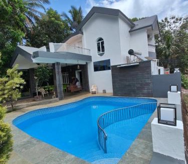 Redi Villa | Zoya Farm House
