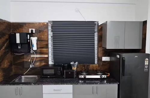 HSR Layout Apartment | Zydn/HSR/AC/300 Mbps Wi-Fi/10 min-Koramangala