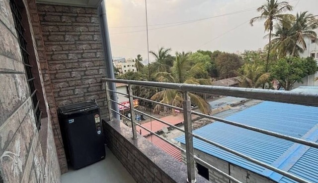 1 bhk comfy stay 201