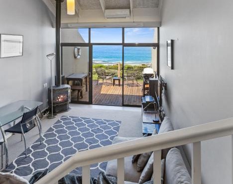 13 Whitecrest Great Ocean Road Resort - Ocean Views in Wongarra