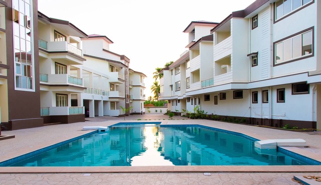 1BHK apartment with swimming pool close to Beach