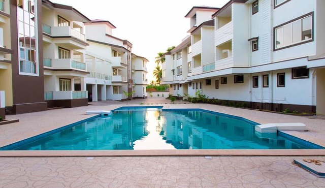 1BHK apartment with swimming pool close to Beach