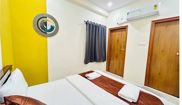 1BHK Full FLAT 502 SRT