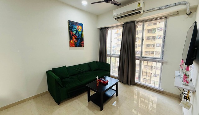 1BR Service Apart Parel 804 Near TMH By Florastays