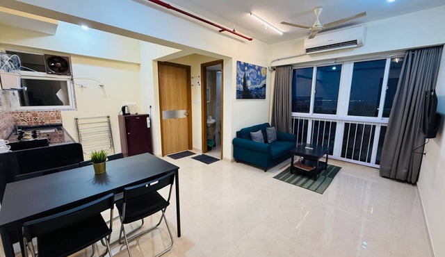 1BR Service Apart Parel 3801 Near TMH By Florastays