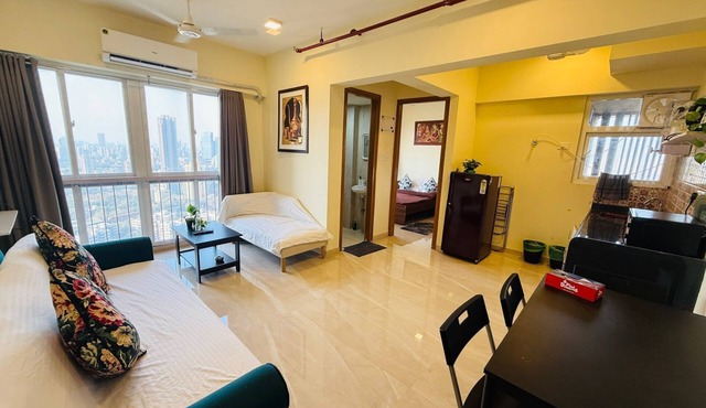 1BR Service Apart Parel 3701 Near TMH By Florastays