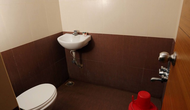 2 Bedroom 2 Bathroom Fully Furnished designer apartment in the heart of T.Nagar