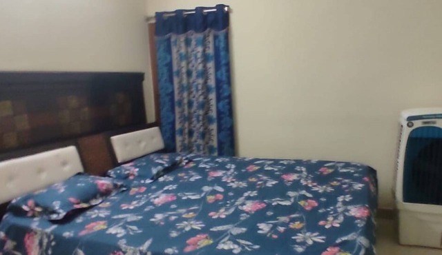 2-bedroom apartment in welcoming Hyderabad with WiFi, AC, fitness room