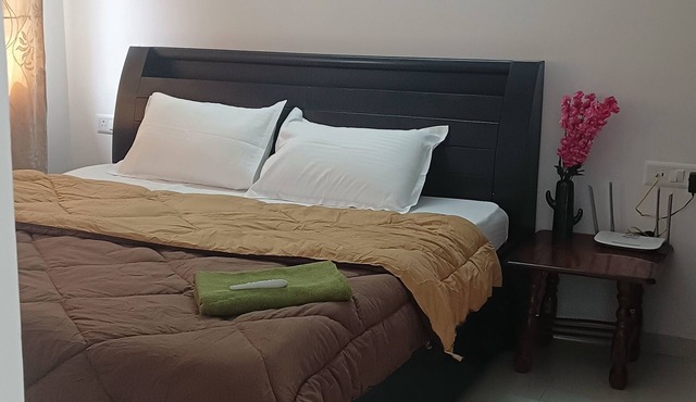2-bedroom skyhigh apartment in fabulous Pune with AC, fitness room, WiFi