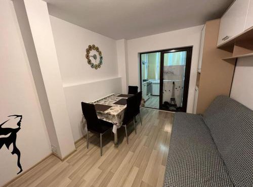 2 bedrooms Apartment.
