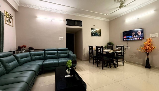 2 BHK Luxury Furnished Apartment