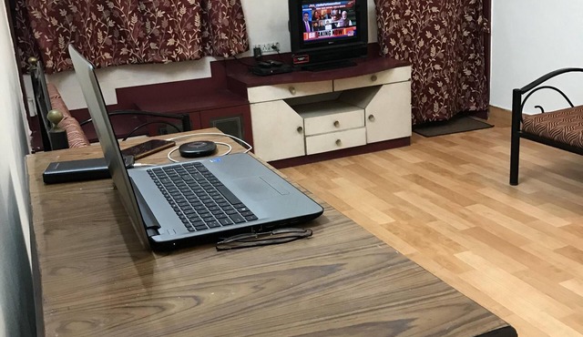 2 BHK, Two Private AC Rooms in an Apartment in Central Pune