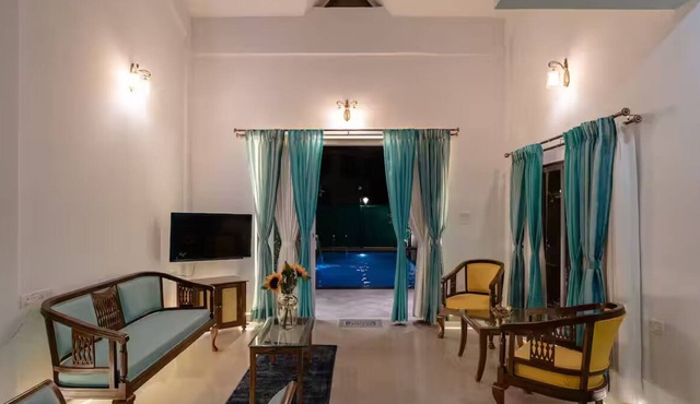 2BHK POOL Villa by Aqua Vista
