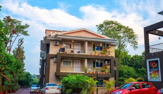 2BHK Stunning Apartment Near Beach