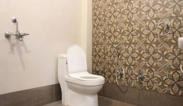2BHK w Terrace Access & Pvt Parking