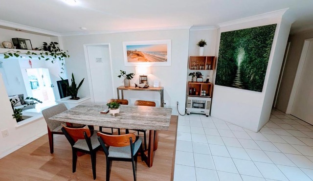 3-Bedroom Villa in Perth