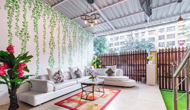 3-bedroom villa in awesome Mumbai with AC, WiFi. Enjoy your stay