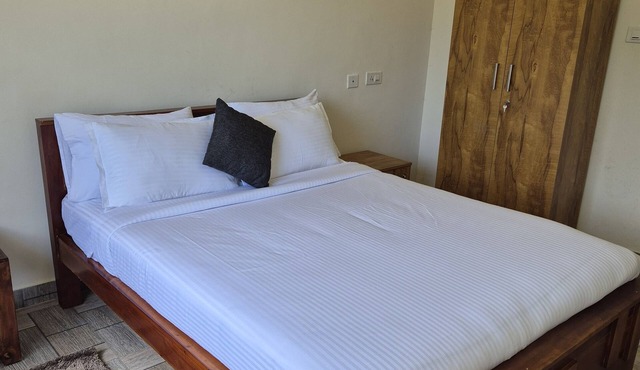 3-bedroom villa in charming Kunnathidavaka with AC